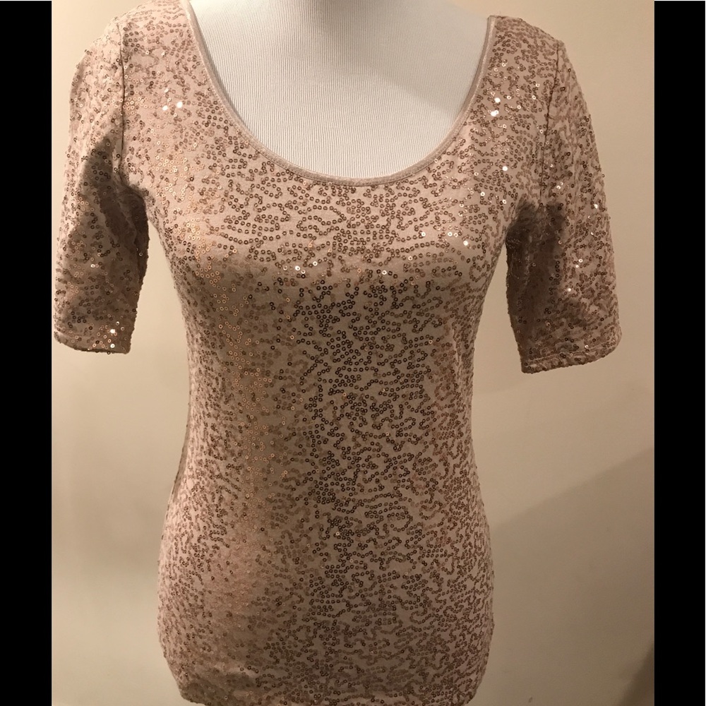 Banana Republic Sequin Top!